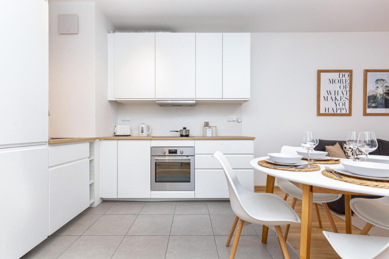 Apartments Varsovia Kasprzaka By Noclegi Renters 外观 照片
