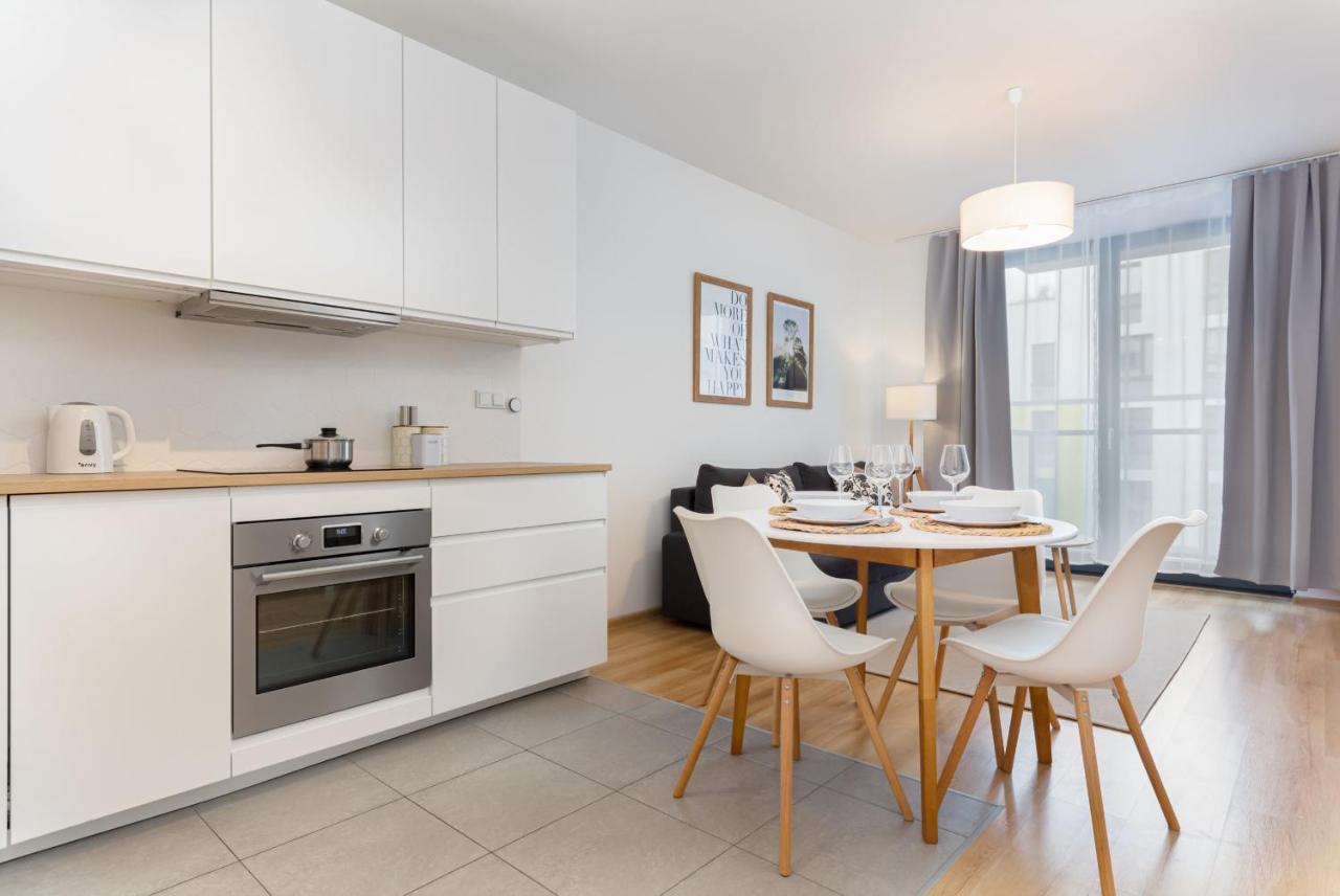 Apartments Varsovia Kasprzaka By Noclegi Renters 外观 照片